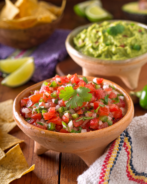 Salsa guacamole bowls